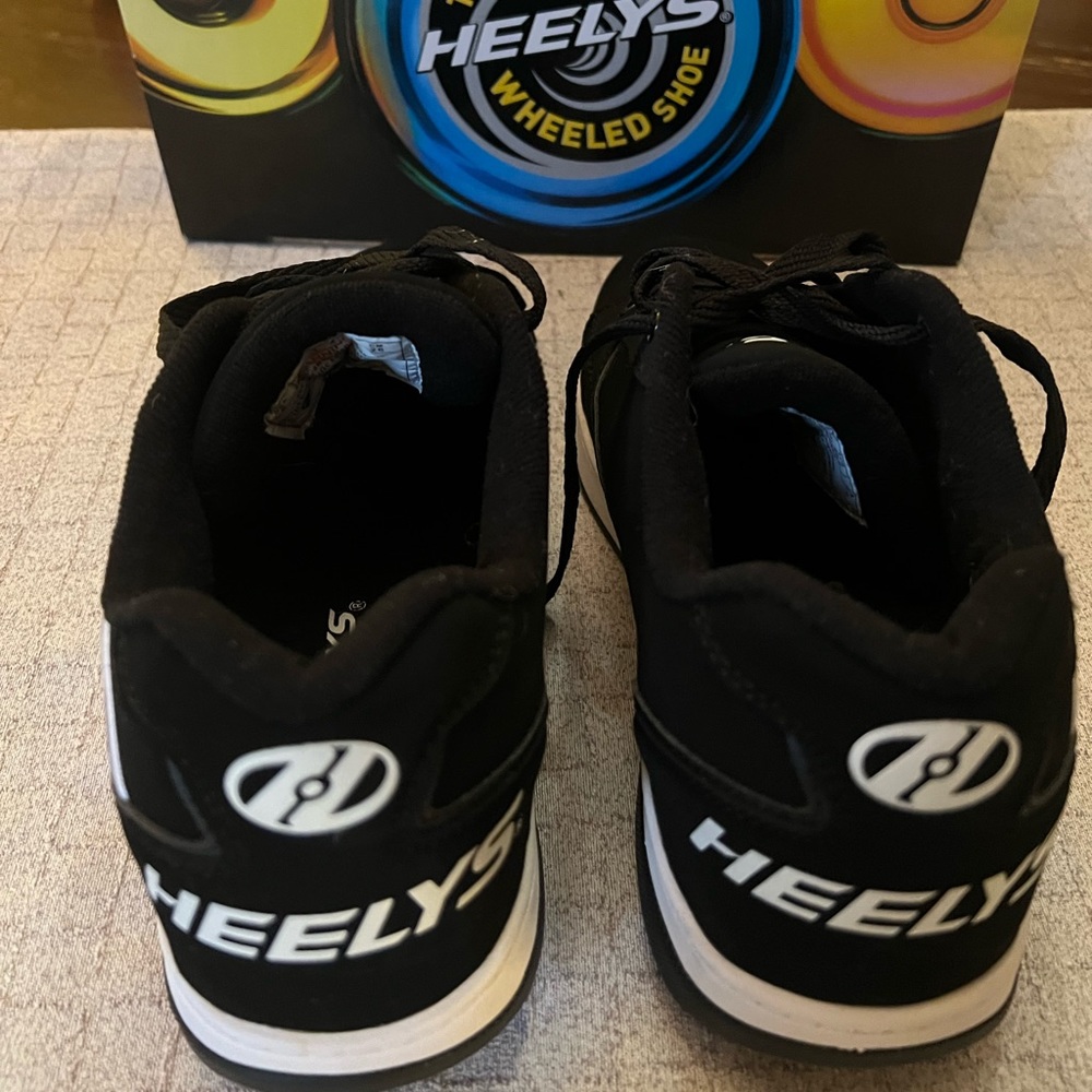 Worn once. Heelys Propel 2.0. Size 8.